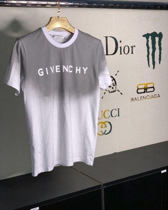 Givenchy Paris UnI Shirt  - DN1615076